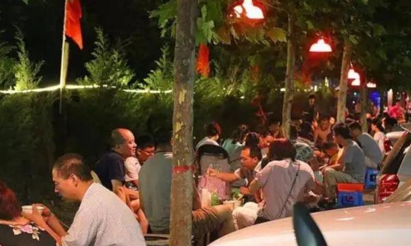 如何通过朋友圈来判断一个人是什么阶层？ 第4张