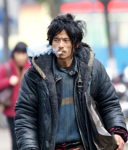 为什么有些男人一看就很穷？小编分析以下十个共同点。