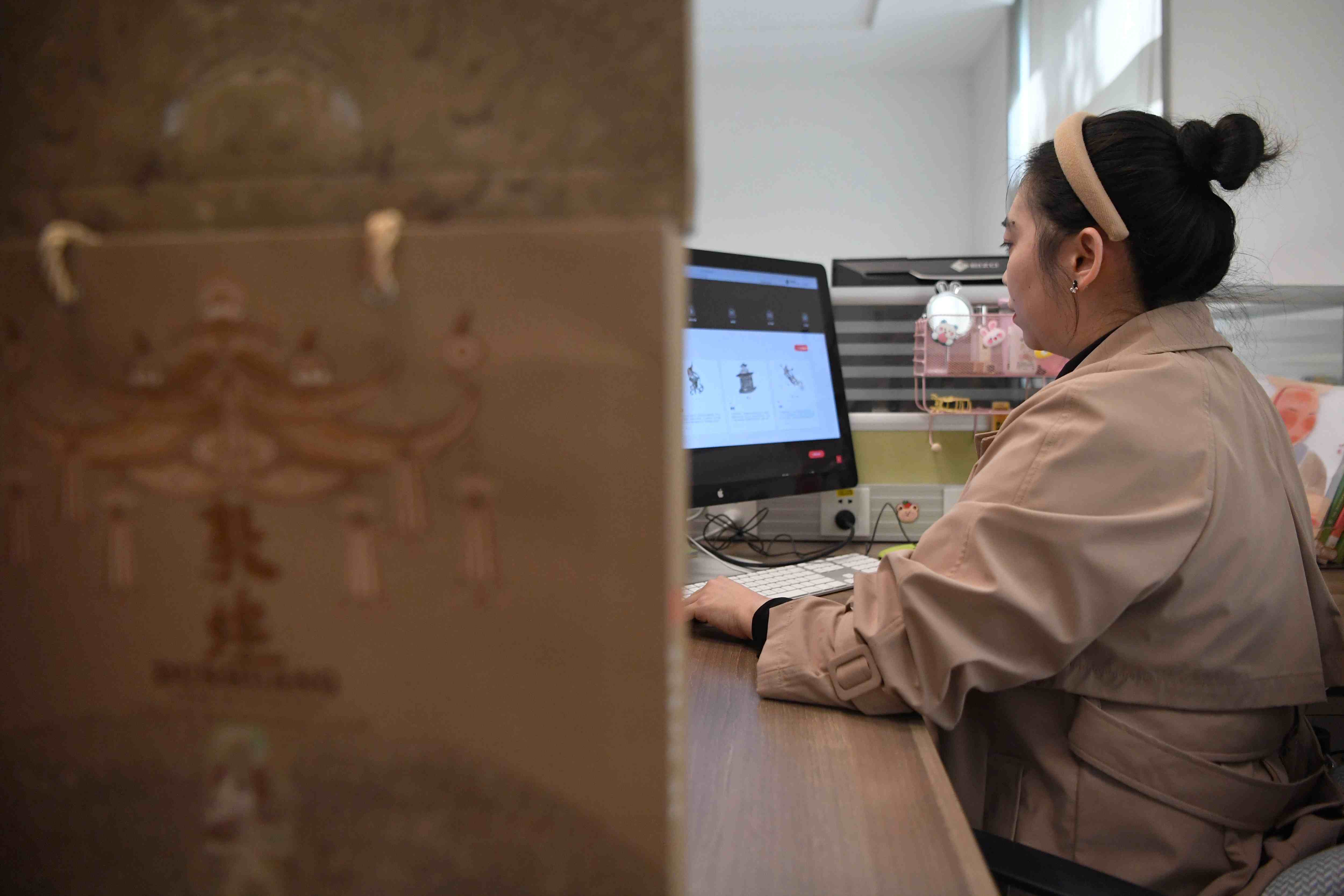 新华全媒+丨年轻的他们，让敦煌不再遥远 第11张