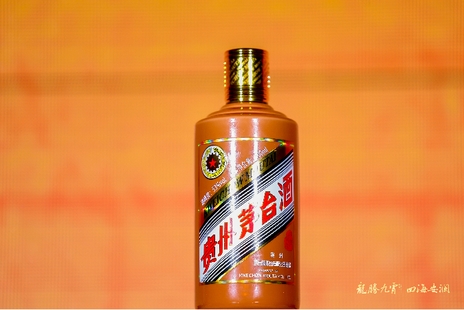 某茅台酒商：龙年茅台春节前不要买，价格虚高，春节后会回落到3000元左右