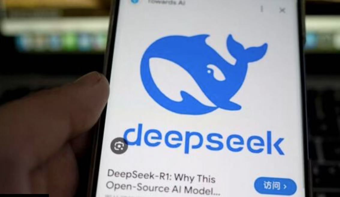 AI的iPhone时刻真的要来了！DeepSeek将影响普通人